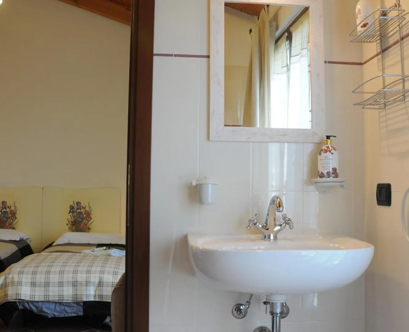 Agriturismo La Fattoria Del Boschetto 폰타넬라토 0*,  이탈리아