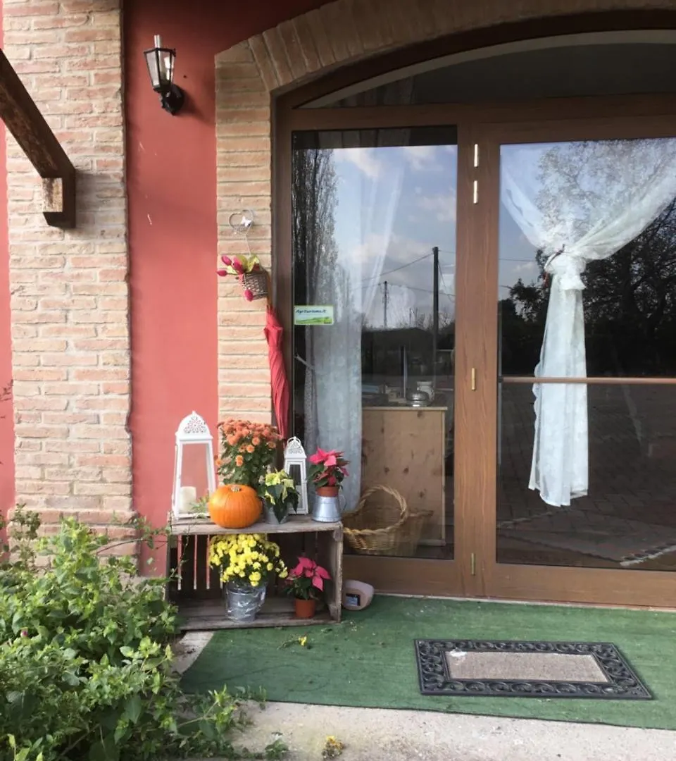 Agriturismo La Fattoria Del Boschetto 폰타넬라토 0*,  이탈리아