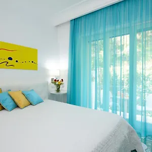 amalfia-apartments.hotels-amalfi.com/